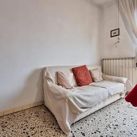 Easy Old Apartman