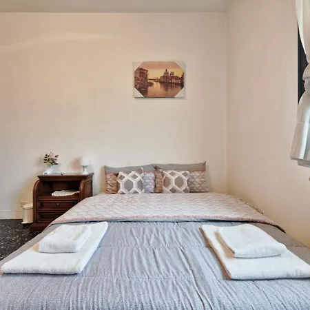 Easy Old * مارغيرا